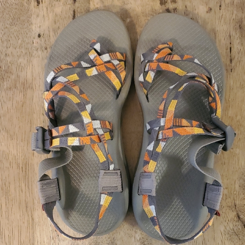 Chaco Z/Cloud X2 Womens Classic Sandals Size 8 Orange Grey White Comfort Hike